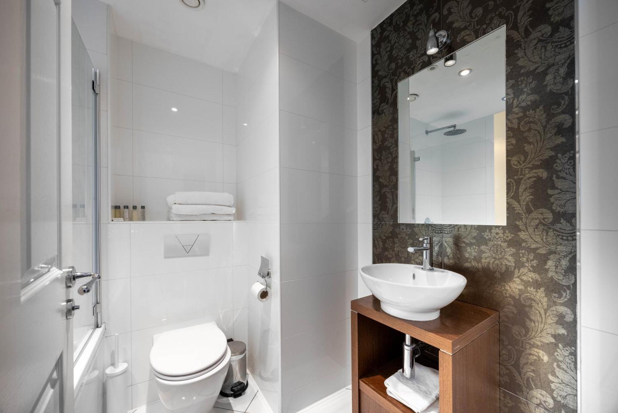 Cathedral Quarter - Hotel Derby